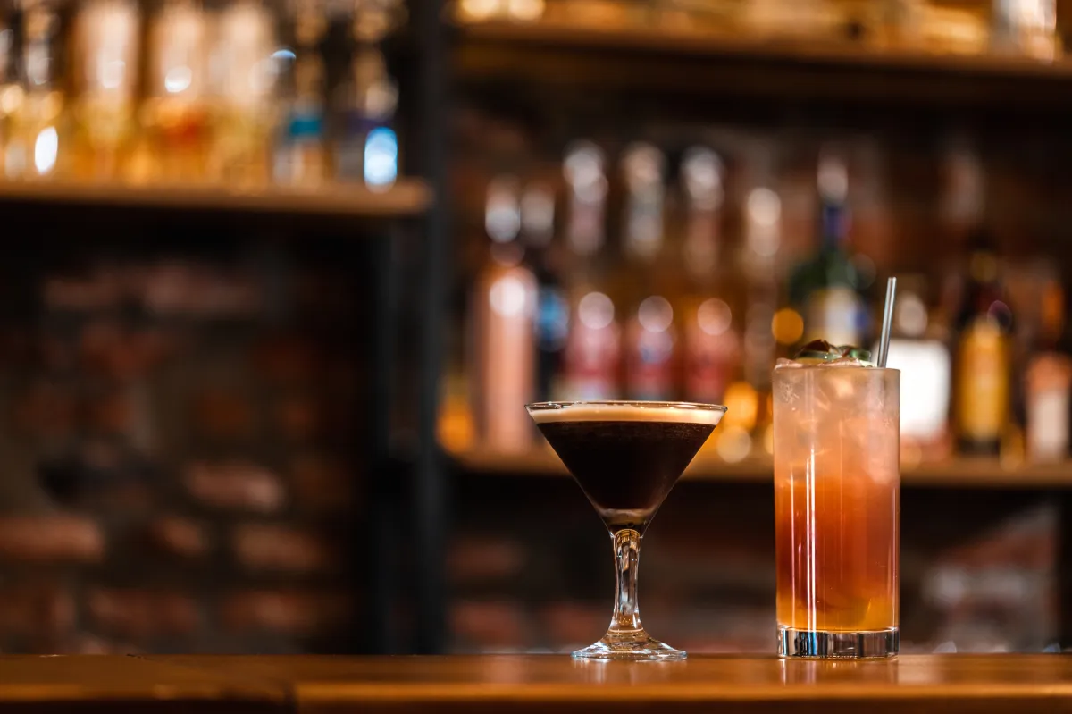 50年の時を受け継ぐ、料理とお酒のひととき。